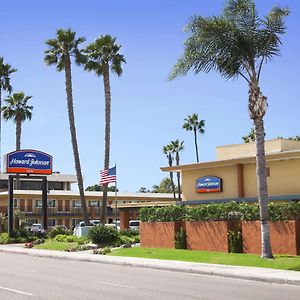Howard Johnson By Wyndham San Diego Sea World